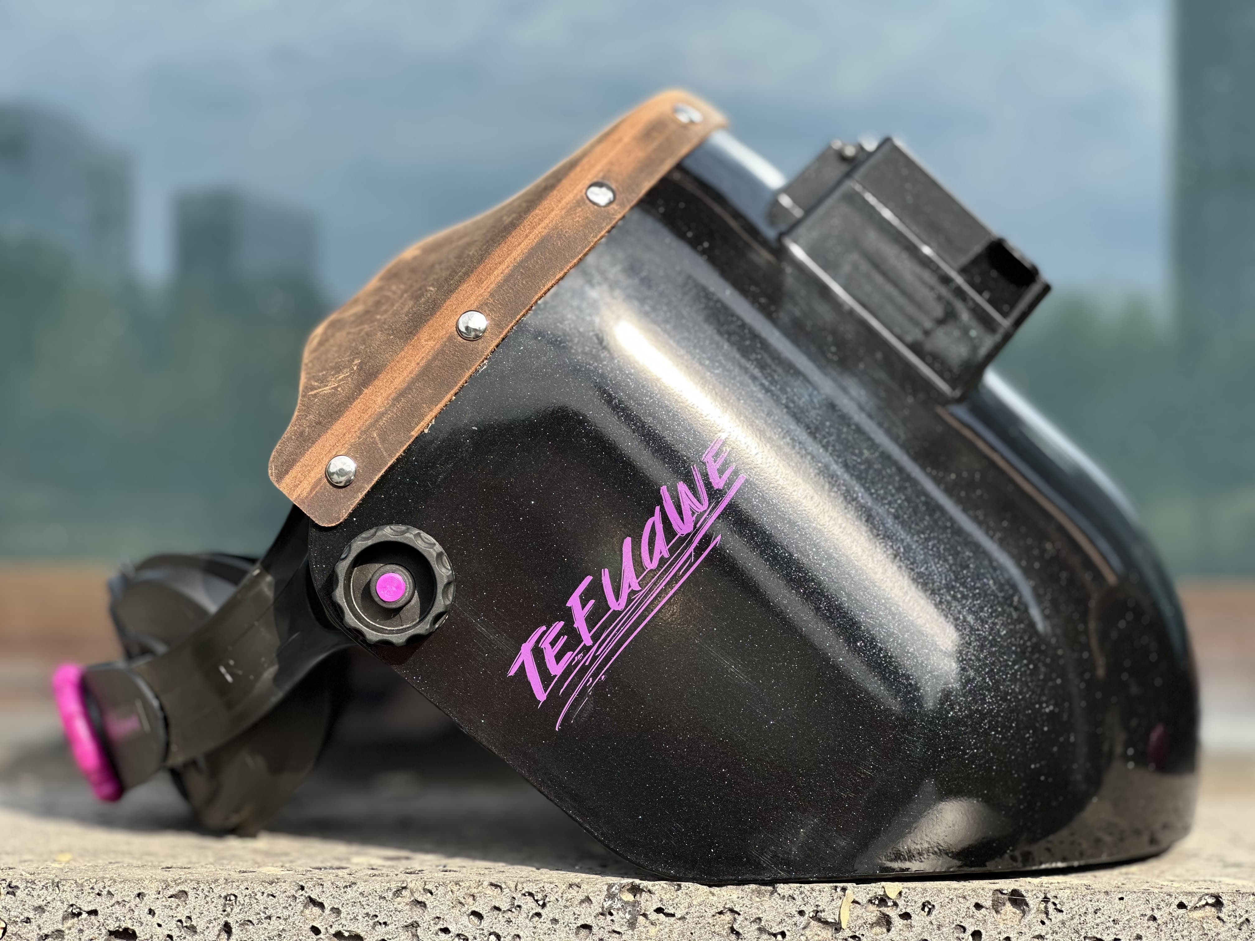 Tefuawe Leather Welding Hood - Flip Up / DIRTY CHOCO